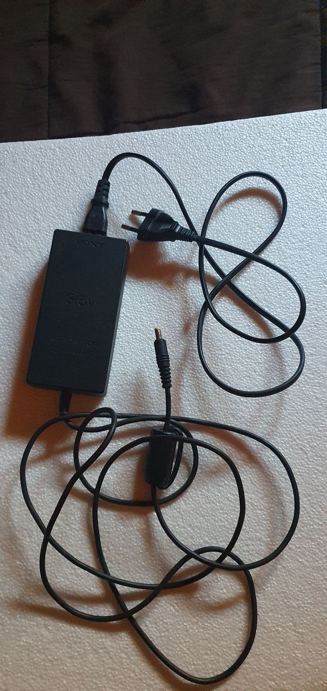 Caricabatterie originale PS2 Slim Sony 8.5V
