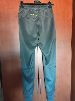 Pantalón chándal Nike hombre gris y verde