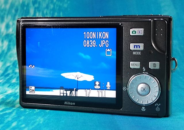 Nikon Coolpix S6 Wifi Silver 2407S