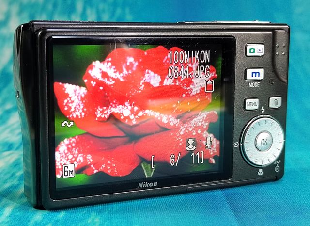 Nikon Coolpix S6 Wifi Silver 2407S