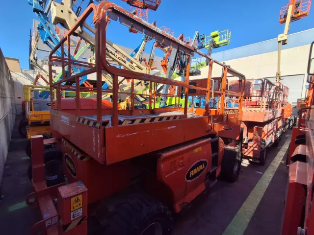 Tijera JLG 3394RT 12 metros