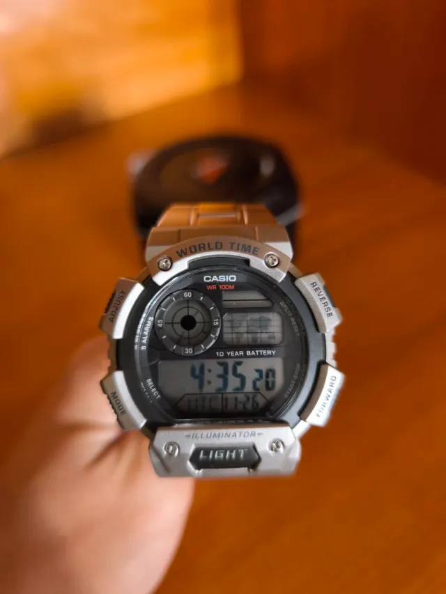 Reloj Casio G-Shock AE-1400WHD-1AVDF