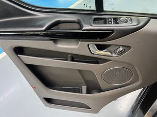 Ford Tourneo Custom 2021