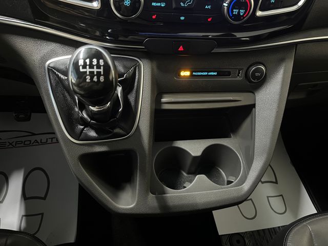 Ford Tourneo Custom 2021