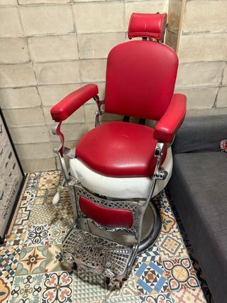 SILLA DE BARBERIA ROJA  5 mas diferente color
