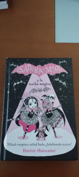 Vendo edición especial Isadora Moon.