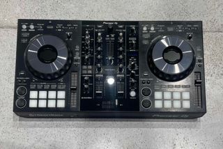 Pioneer DJ DDJ-800 + Funda Magma (012893)