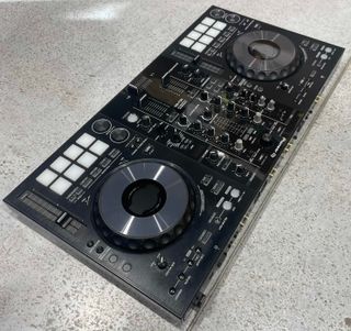 Pioneer DJ DDJ-800 + Funda Magma (012893)
