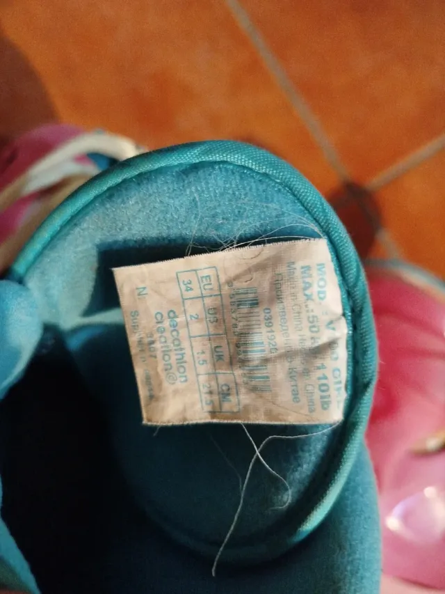 Patines en línea rosas.Decatlhon Talla 34 .