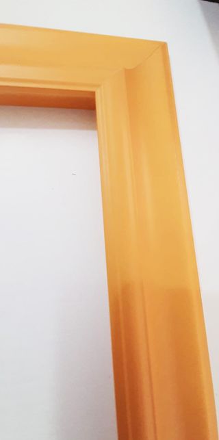 Cornice in legno a sguscio gialla senape cm 30x40