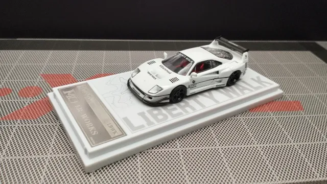 Ferrari F40 LB-WORKS Blanco