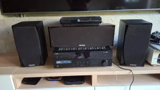 Proyector y equipo cine en casa completo