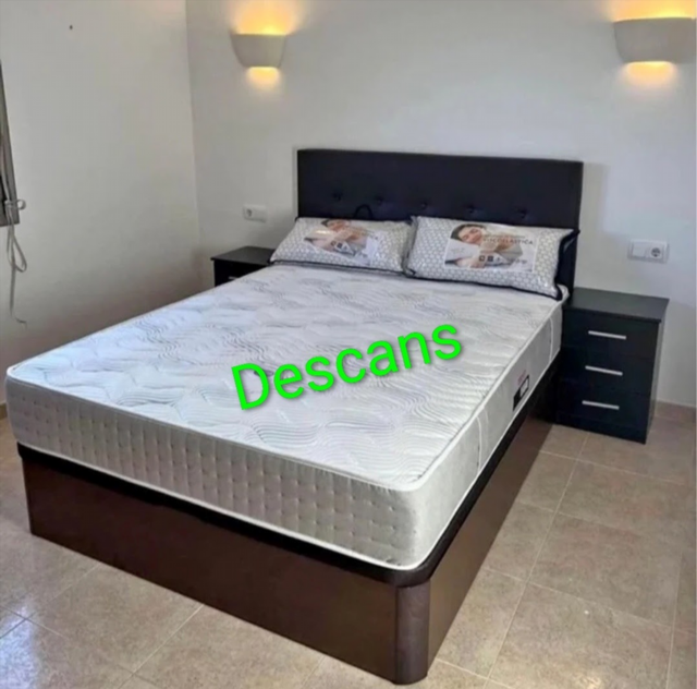 Canapé, colchão e cabeceira