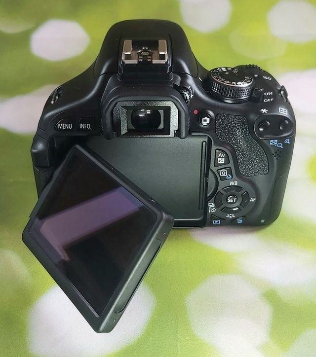 Canon Eos 600D Reflex 0111