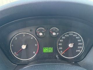 Ford Focus 1.6 TDCI SEDAN