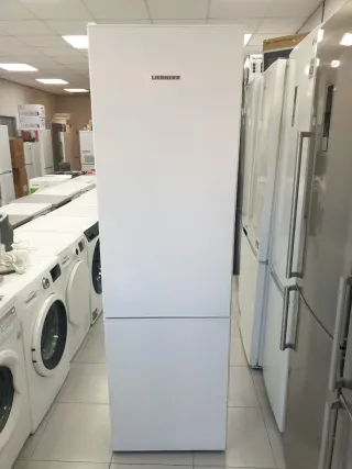 Nevera nofrost marca LIEBHERR 2m x 60cm