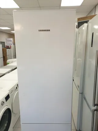 Nevera nofrost marca LIEBHERR 2m x 60cm