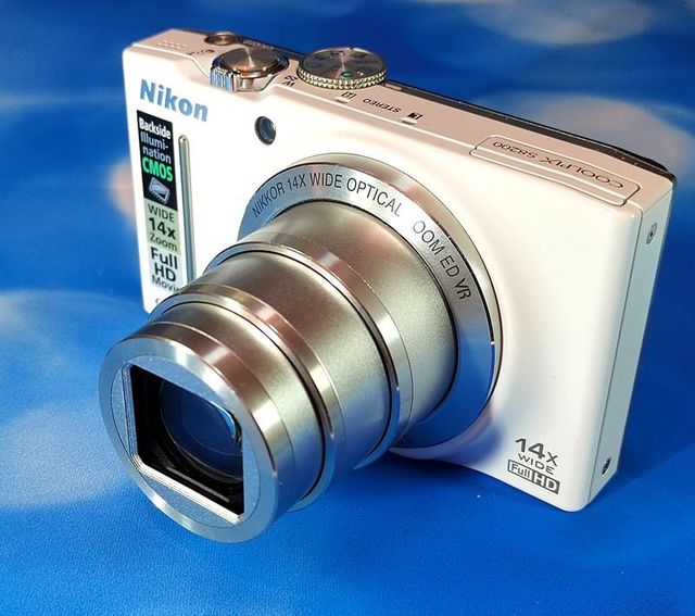 Nikon Coolpix S8200 0709S