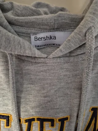Lote 2 Suéter Amisu - S + Vestido Bershka