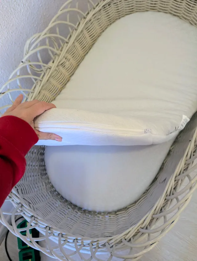 Moisés mimbre, ruedas plegables, 6 sabanas, 2colch