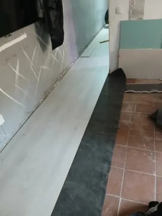 Se instala Tarima flotante