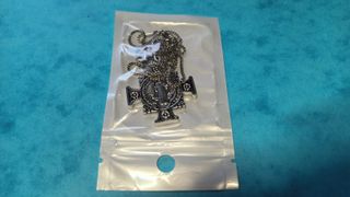 Bellissima Croce di San Benedetto in acciaio