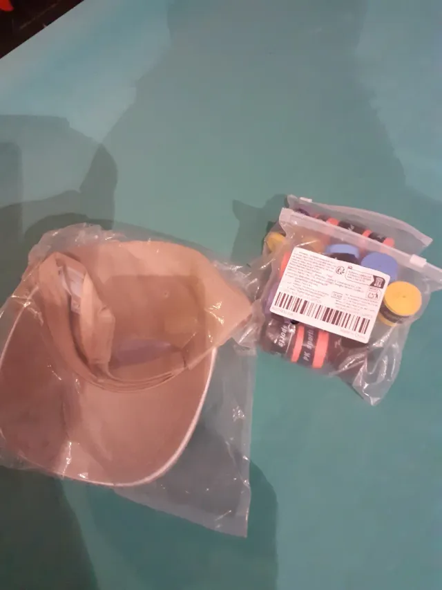 Gorra Bullpadel y 10 cintas antideslizantes