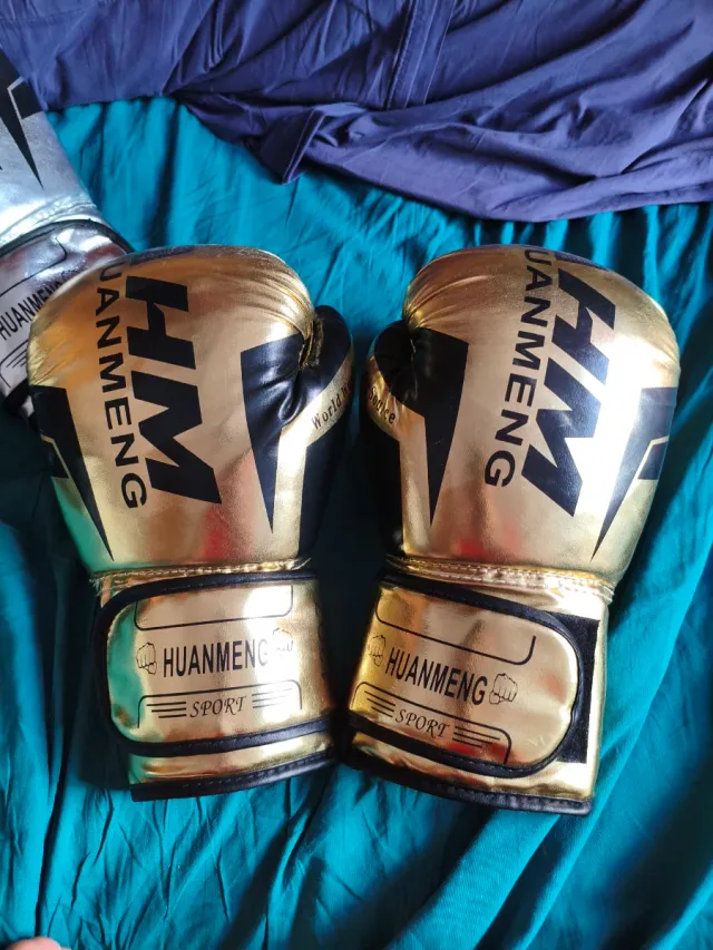 Guantes de Boxeo Huanmeng Plateados y dorados