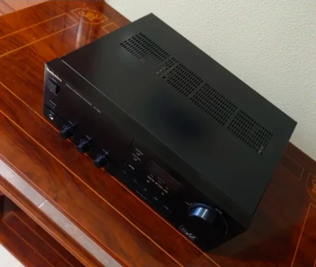 Amplificatore Technics Classe AA Nero