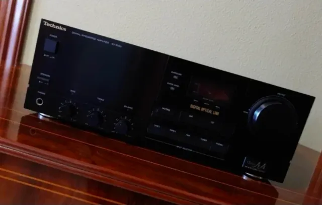Amplificatore Technics Classe AA Nero