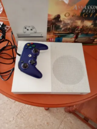 Xbox One S Blanca
