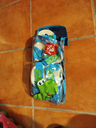 Protecciones para patines de dinosaurio
