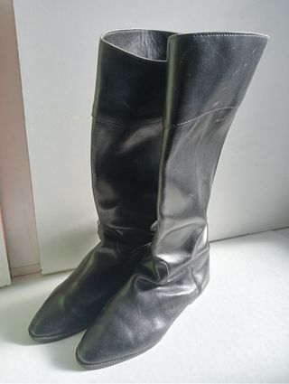 Botas altas de señora negras