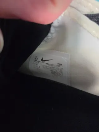 Nike Air Max 2090 talla 43 - 9.5 - 27.5cm.