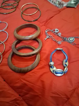 Visutera Pulseras y Brazaletes