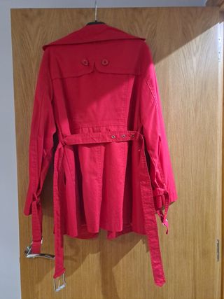 Chaqueta gabardina roja