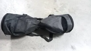 Hoverboard con funda y cargador. No carga.