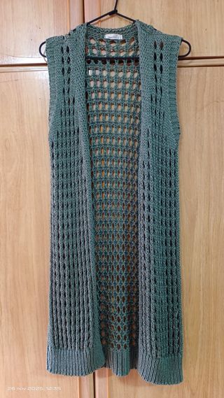 Chaleco largo de punto verde