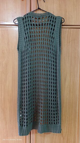 Chaleco largo de punto verde