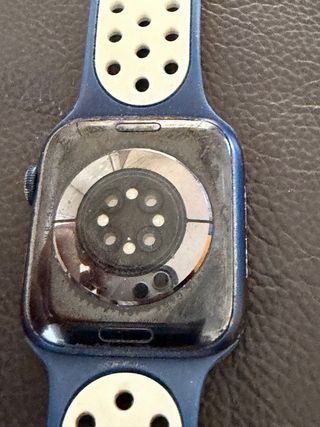 Apple Watch Series 6 44mm Blu. Include scatola e caricabatterie