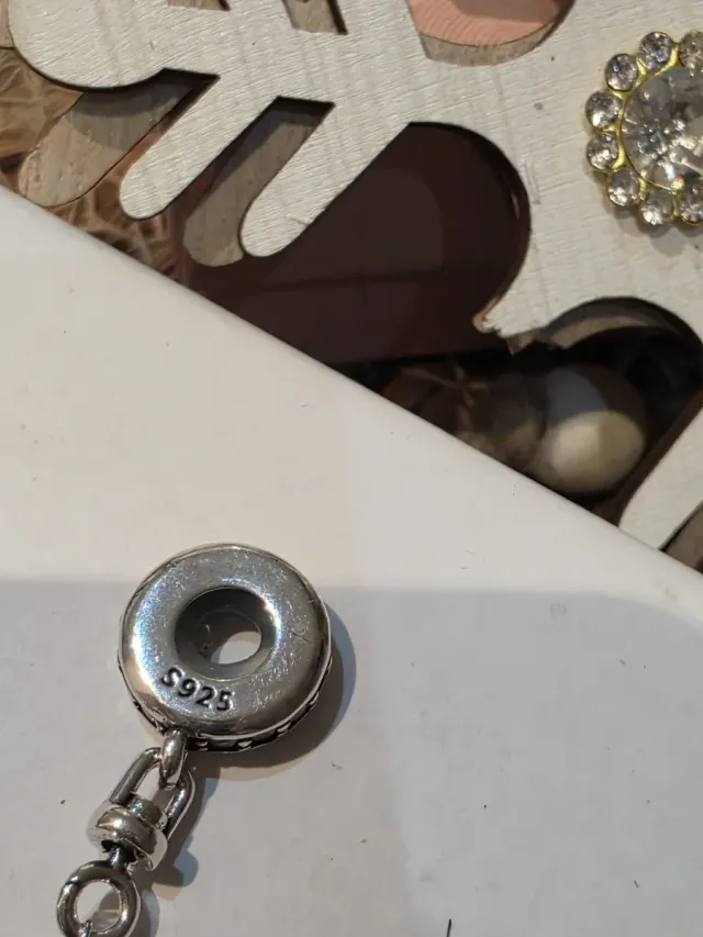 Charm de fechamento de segurança com pingente para pulseira