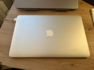 MacBook Air 11 i5 1.7GHz 4GB RAM 64GB SSD A1465