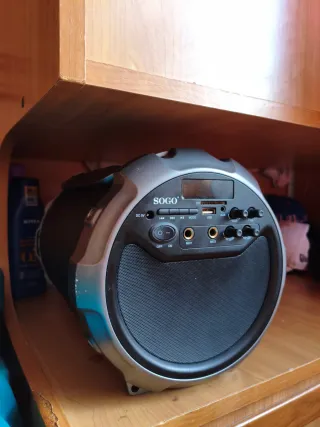 Parlante Sogo Negro/Plateado