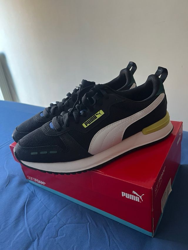 Zapatillas Puma Negras y Multicolor