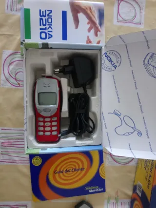 Nokia 3210 con caja