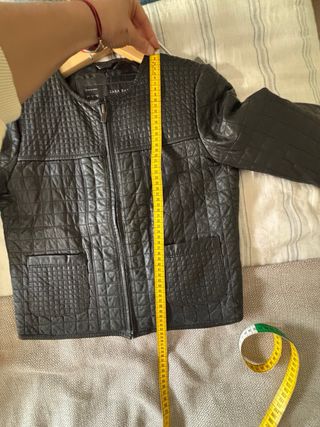 Chaqueta Zara Piel Negra Acolchada
