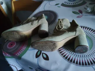 Botines beige mujer con cordones