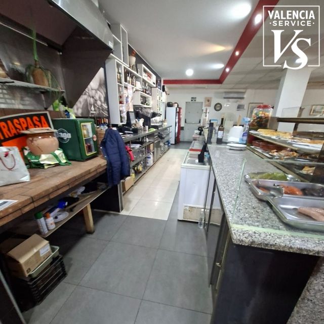 0810 – RESTARUANTE CAFETERÍA BAR EN ALGIROS