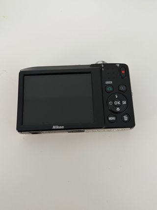 Cámara Digital Nikon Coolpix S2600 Rosa