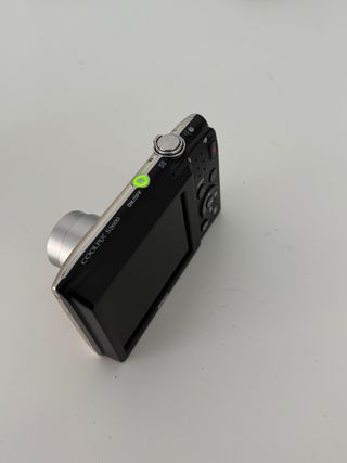 Cámara Digital Nikon Coolpix S2600 Rosa